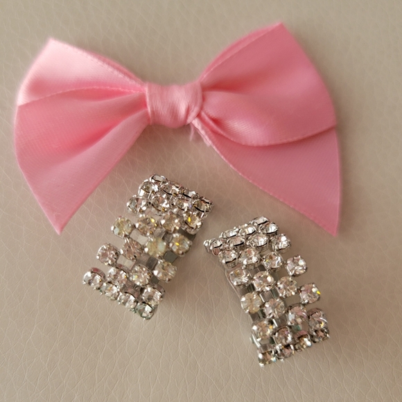Western Germany Rhinestone Clip On Vintage Earrings ~ Costume Jewelry ~ Sparkle! - Picture 3 of 16